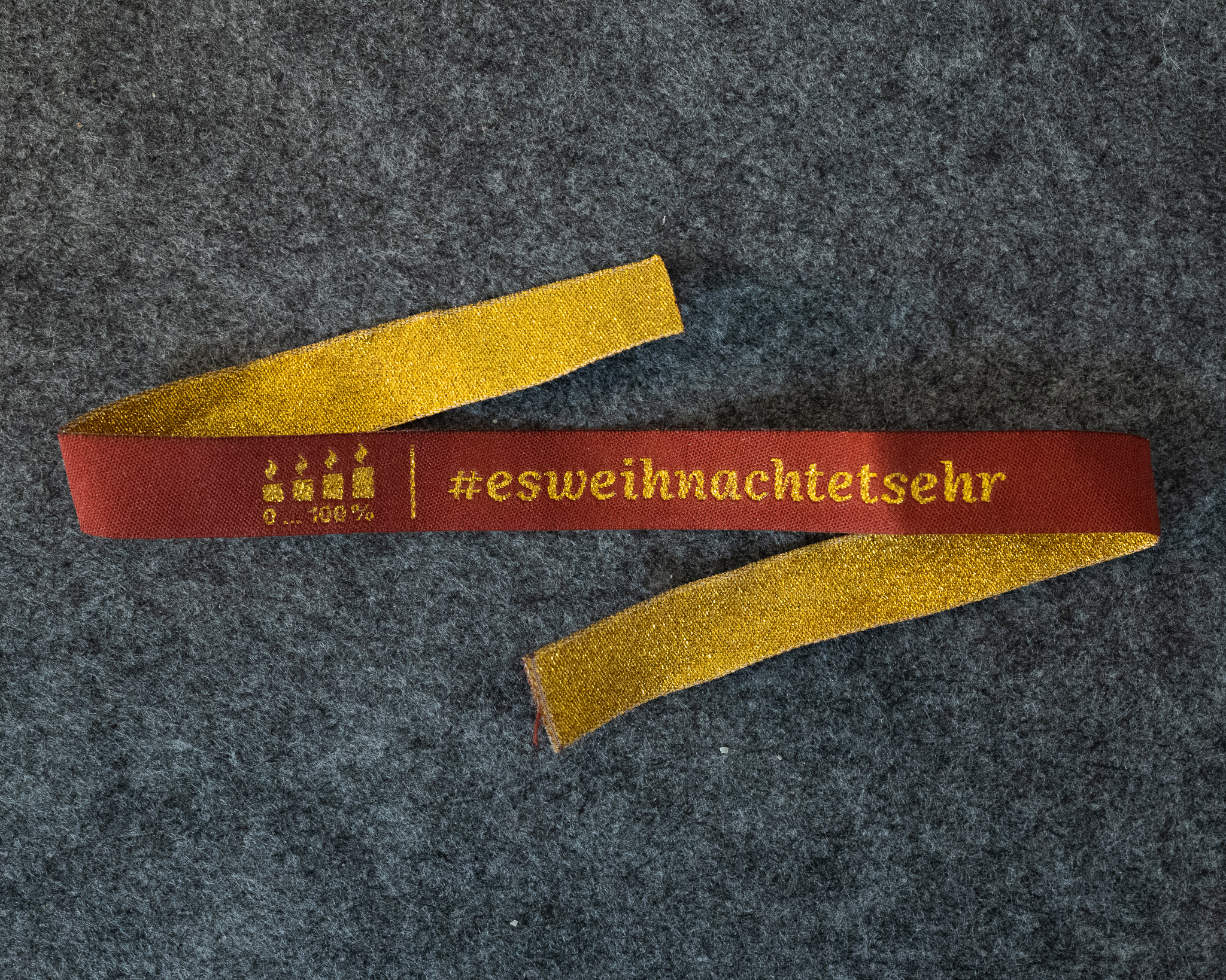 weihnachtetsehr__band-3 Armbändchen "esweihnachtetsehr"